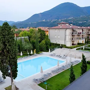 https://relais-fasanella.it-lombardy.com