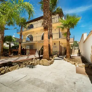 Helios Casa Vacanze Apartmán